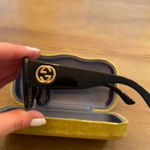 Gucci oversized square sunglasses